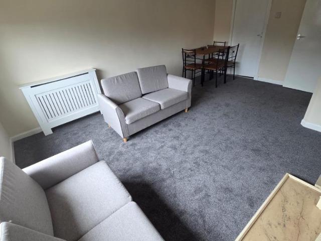 Kilcreggan View, East, Greenock, PA15 3 bed flat to rent £725 pcm £167 pw