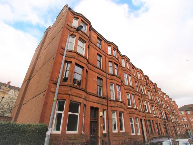 Kildonan Drive, Thornwood, Glasgow G11, 1 bed flat to rent, £900 pcm | PrimeLocation