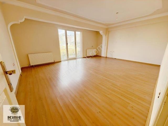 Kilit Emlaktan Sunullah' Ta Kiralık 3+1 Arakat Daire