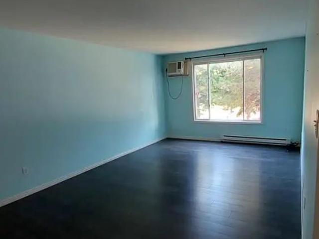 Killaly Suites — Upper 2 bedroom