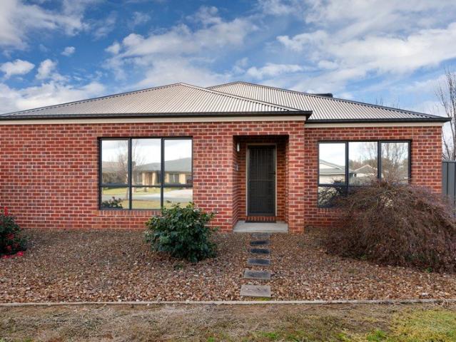 KILLARA Contemporary Comfort with Caravan Access and Quality Upgrades