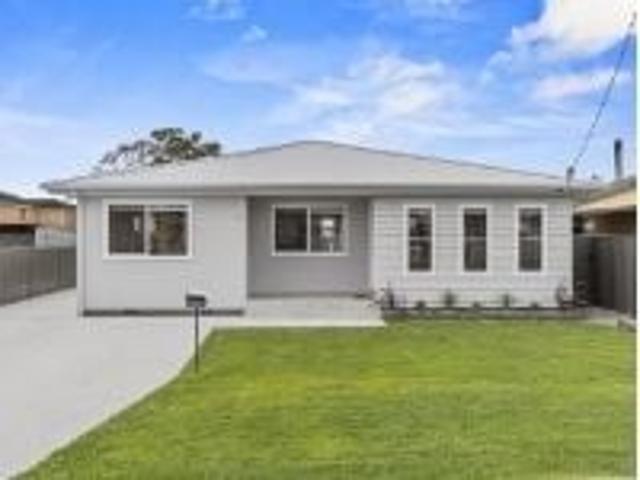Killarney Vale, 28 Flinders Ave