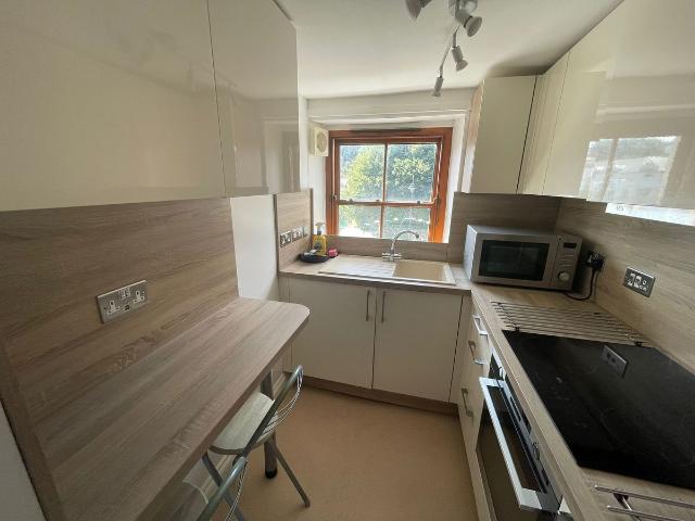 Killigrew Street, Falmouth TR11, 1 bed flat to rent, £1,095 pcm | PrimeLocation