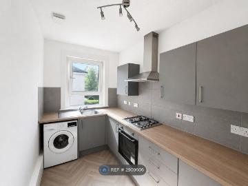 Killoch Drive, Glasgow G13, 2 bed flat to rent, £950 pcm | PrimeLocation
