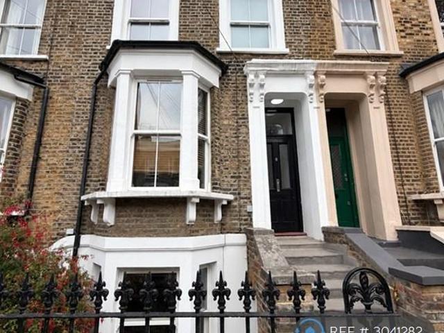 Killowen Road, London, E9 4 bed terraced house to rent £5,000 pcm £1,154 pw