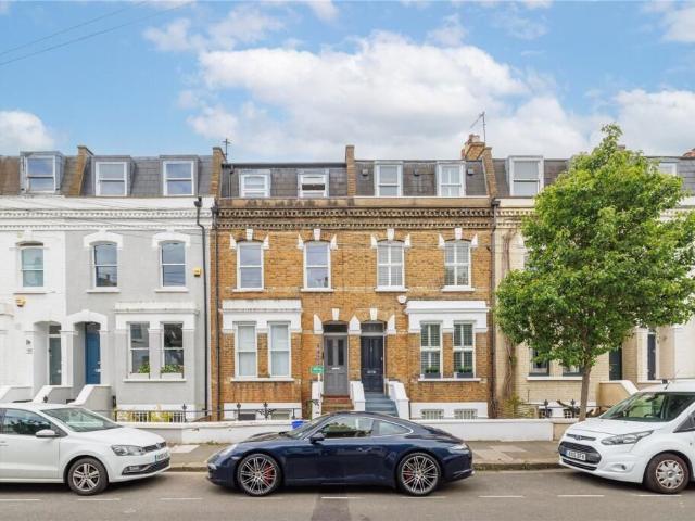 Kilmaine Road, London SW6, 2 bed flat to rent, £2,950 pcm | PrimeLocation