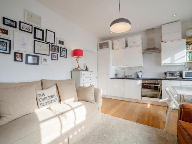 Kilmorie Road, Bell Green, London, SE23 2SR, United Kingdom | 2 bed townhouse for rent #140398453 | Rentberry
