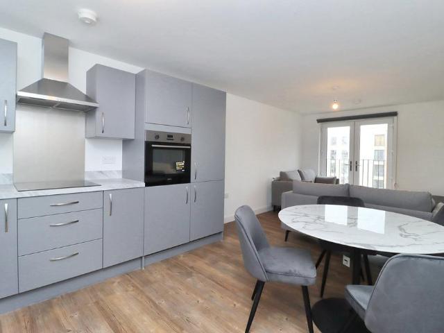 Kilpatrick Grove, Edinburgh, EH6 2 bed flat to rent £1,675 pcm £387 pw
