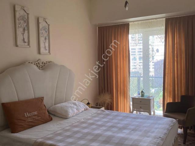 Kiptaş Venezia Mega Full Eşyalı Kiralık 1+1 Daire