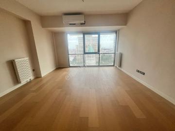 Kiptaş Venezia Mega Kiralık Boş Avm Nnzr. Kare Salon 1+1 Daire