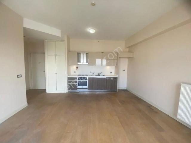 Kiptaş Venezia Mega Satılık Boş Daire Kare Salon Hemen Oturum