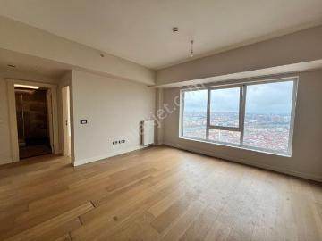 Kiptaş Venezia Mega Satılık Boş Kare Salon 1+1 Daire