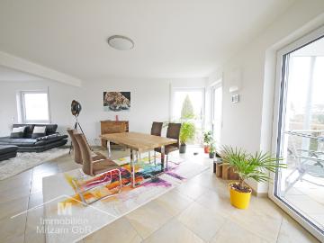 Kipfenberg Ca. 15 km nach Ingolstadt: Neuwertige 2 Zimmer OG Wohnung mit Top Ausstattung in Naturlage von Attenzell