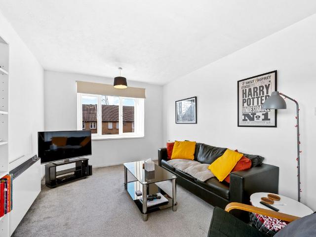 Kipling Drive, London SW19, 2 bed flat to rent, £1,775 pcm | PrimeLocation