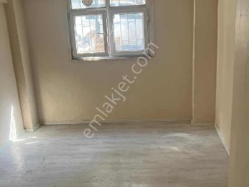 Kiracılı 18000₺ Kirası İstanbul Zeytinburnunda Satılık 1+1