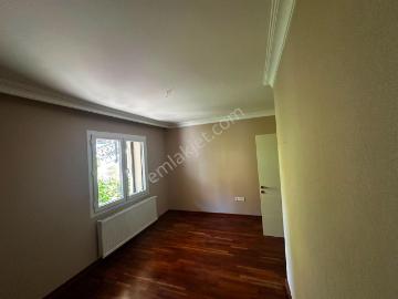 Kiralık Muhteşem Konumda 2+1 Bahçe Katı