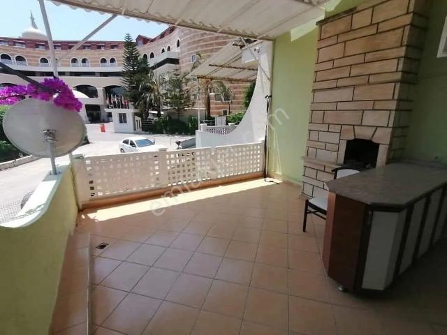 Eylül Ayından İtibaren Kiralık Müstakil.denize 250 Mt Plajı Var