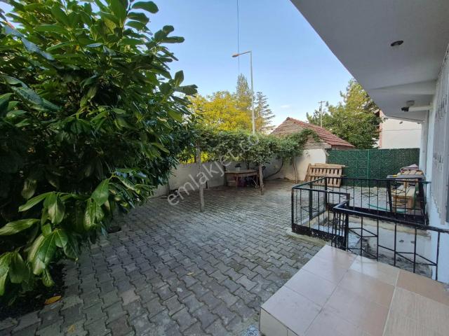 Kiralık Müstakil 3+1 Daire Suluova Fatih Mahallesi