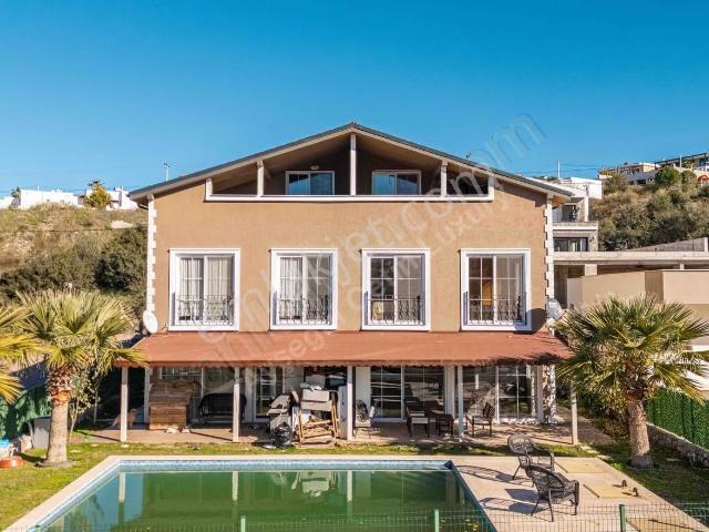 Kiralık Meşelik Doğa Manzaralı Müstakil Havuzlu 5 + 1
