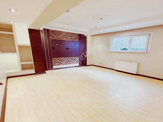 Kiralık Mehterçeşme Mh Kapalı Kış Bahçeli 2+1 Merkezi Konum