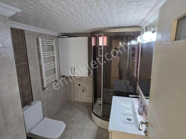 Kiralık Ara Kat Doğalgazlı Geniş 3+1 Daire