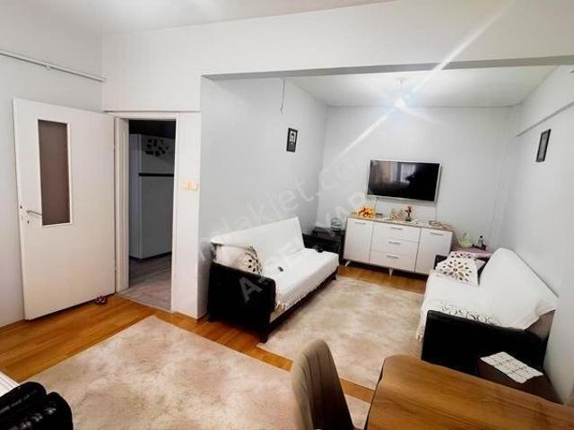 Kiralık Bağcılar Kemalpaşada 1+1