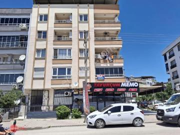 Kiralık Cadde Üzeri 3+1 Daire