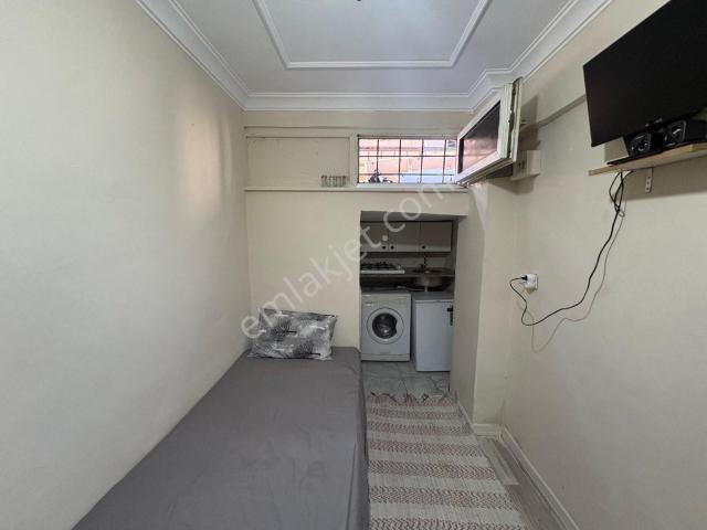 Kiralık Camlı Full Havadar 1+0
