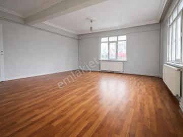 Kiralık Daire Bekara Uygun Pendik Esenyalı Mahallesi