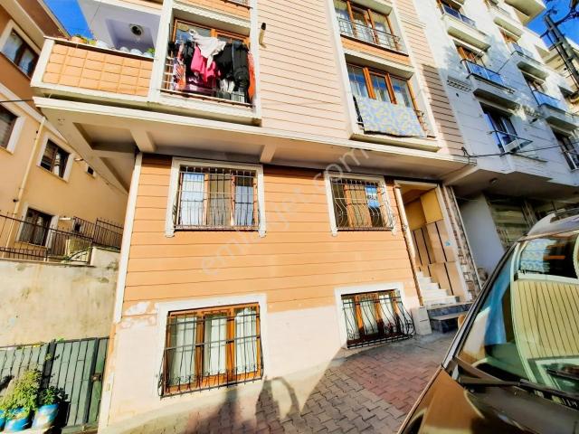 Kiralık Daire Eyüpsultan Güzeltepe'de 2+1 80 M²