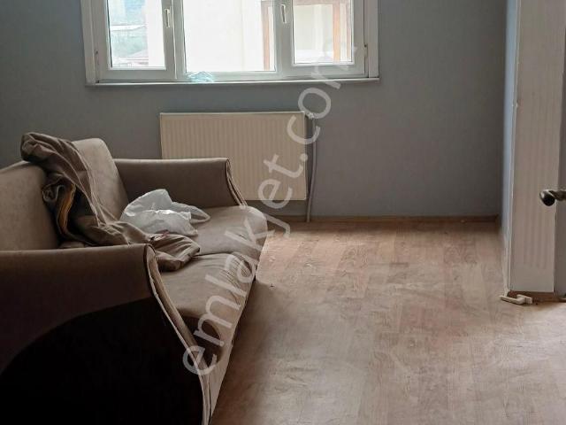 Kiralık Daire Finans Merkezi Karşısında 2+1 2.kat Ümraniye Çamlık