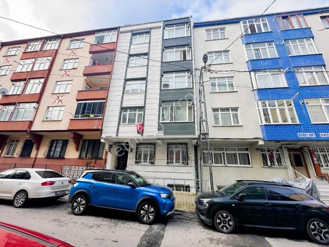 Kiralık Daire Karadolap Gülistan Sokakta 2+1 110 M²