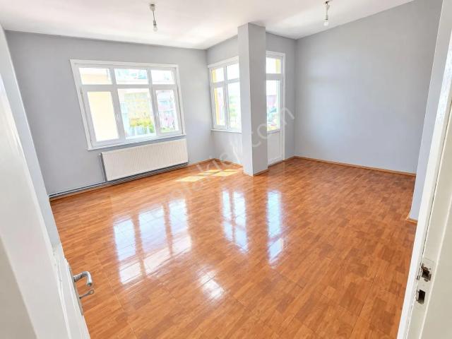 Kiralık Daire Pendik Esenyalı Mahallesi
