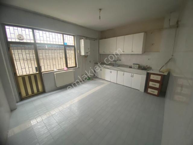 Kiralık Daire Yüksek Giriş Sular Emlak