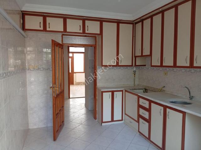 Kiralık Daire Yaşar Emlâk Tan