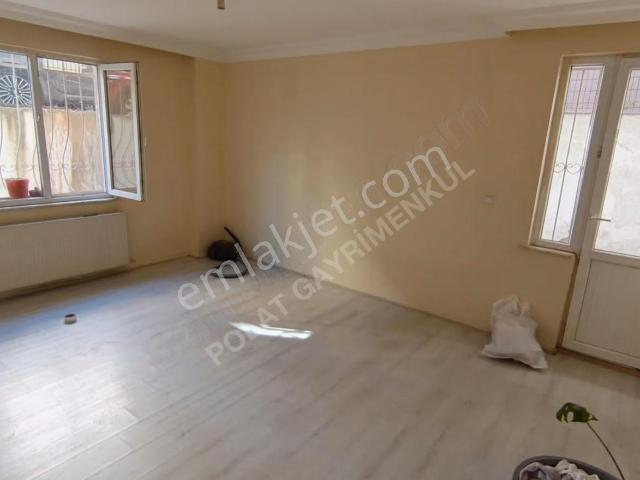 Kiralık Daire 1+1 Bahçe Kullanımlı Meclis Mahallesinde