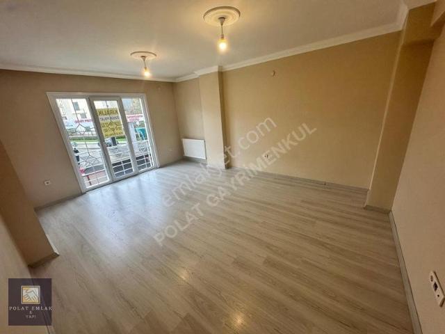 Kiralık Daire 2+1 Hastane Kapı Karşısı Cadde Üzeri Asansörlü