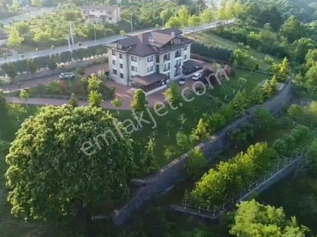 Kiralık Daire 2+1 285 M2