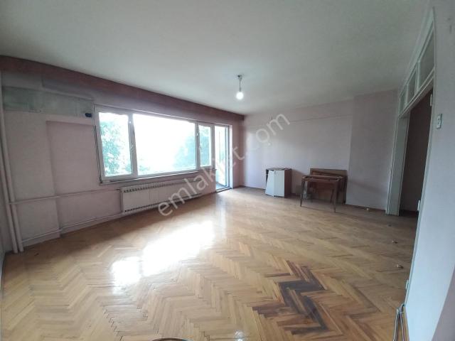 Kiralık Denizli İstiklal Caddesinde Asansörlü 3+1 Daire