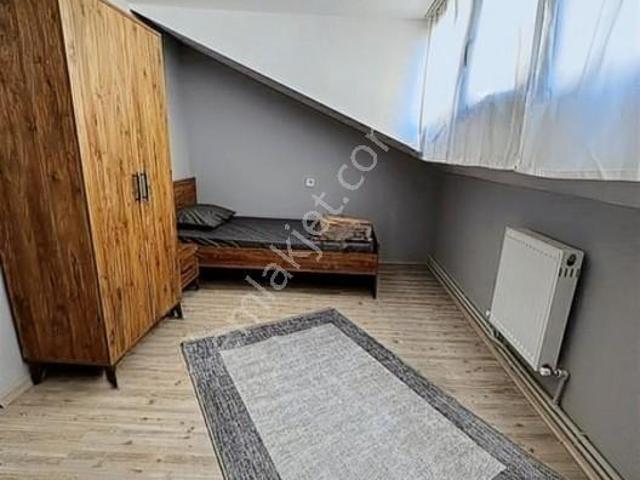 Kiralık Eşyalı Erkek Apart