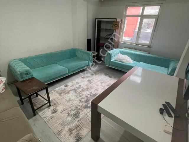 Kiralık Eşyalı 1+1 Metro Durağı Yanı