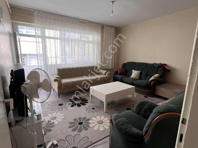 Kiralık Eşyalı 1+1 Daire Merkezi Konum