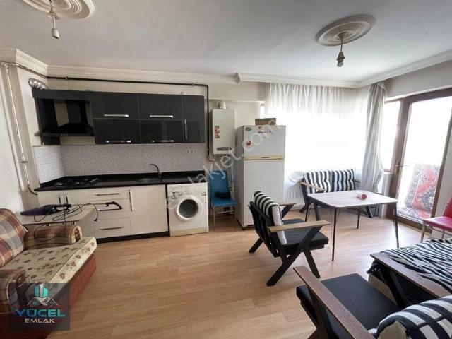 Kiralık Eşyalı 1 + 1 Kahve Sokagında Vadı Evlerınde Ara Kat