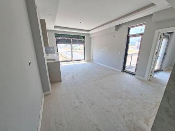 Kiralık Fevzi Cakmak Mh 1+1 Daire Havuzlı Site İcerisinde 60 M2 Asansörlü Sıfır