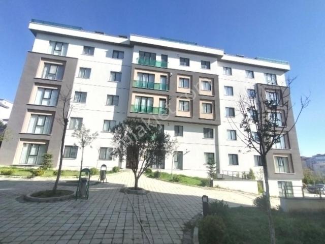 Kiralık, Hadımköy Loft Sitesinde 4+1 Dubleks Daire