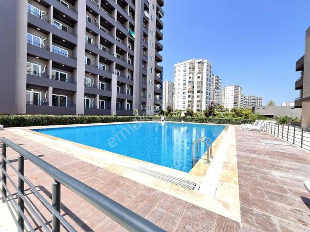 Kiralık Havuzlu Oturuma Hazır Premium Site