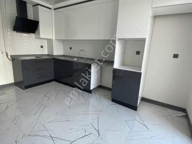 Kiralık İldem E 4+1 Güney Cephe