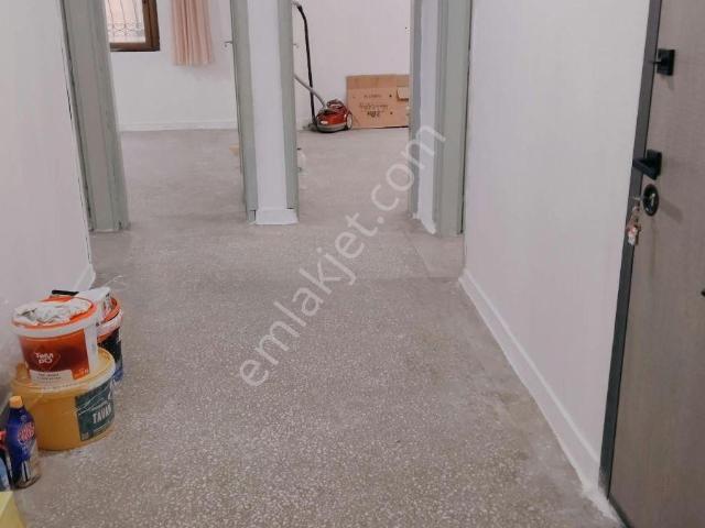 Kiralık Karayolları Tarafı 2+1 Kat Zemin Üstü Ara Kat