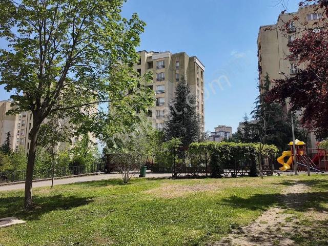 Kiralık Kent Konut 2 De 2+1 70m² Zemin Kat Daire