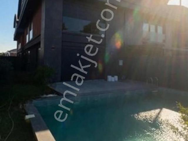 Kiralık Lüks Villa